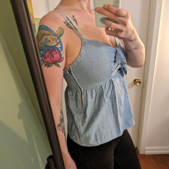 Madewell Cutout Bow Front Top - Picture 2 of 7